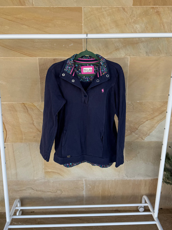 THOMAS COOK JUMPER 8