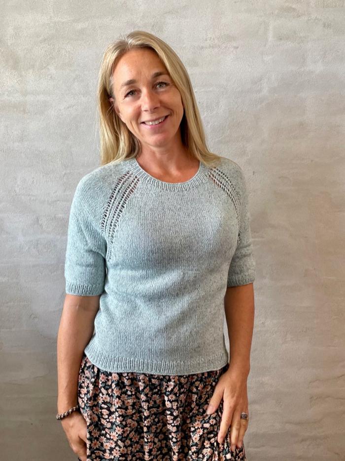 Vera Summer t-shirt w raglan seams by Önling, Everyday kit Knitting kits Önling - Katrine Hannibal