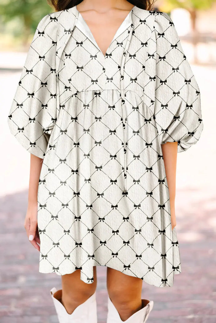 White Bowtie Pattern Textured Puff Half Sleeve Loose Mini Dress - S / 100% Polyester - Dresses/Mini Dresses