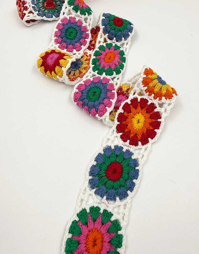 White Crochet Rose Cotton Trimming