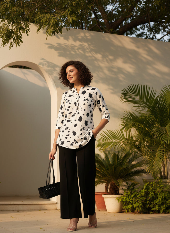 White Printed Mandarin Collar Tunic, Printed short top, short kurta, printed tunic, mandarin collar Tunic, casual wear Tunic, women’s tunic, Office Wear Tunic